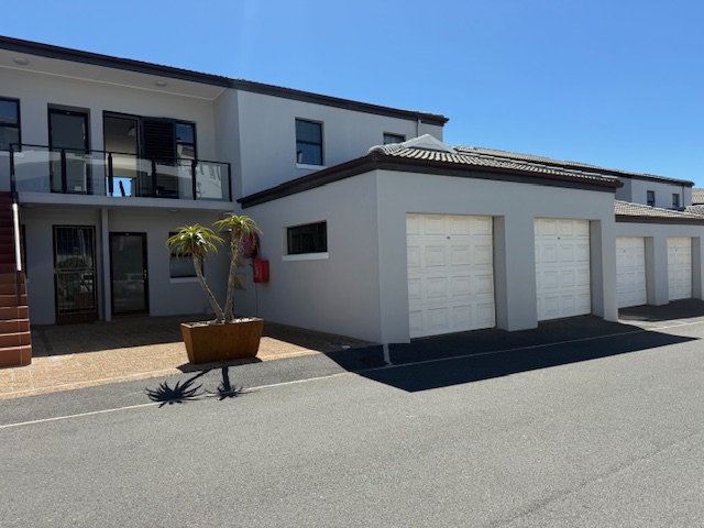 2 Bedroom Property for Sale in Big Bay Western Cape